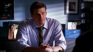 Смотреть на Лордфильм 2.0 Сериал Кости 2005