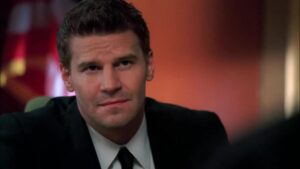 Смотреть на Лордфильм 2.0 Сериал Кости 2005