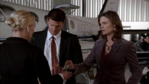 Смотреть на Лордфильм 2.0 Сериал Кости 2005